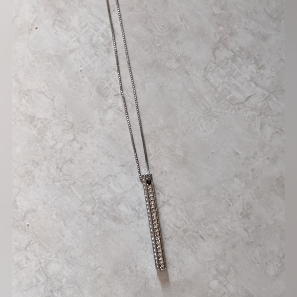 Chico's 90s Style Silver & Cubic Zirconia Pendant Necklace 17.5" Chain - Picture 2 of 4